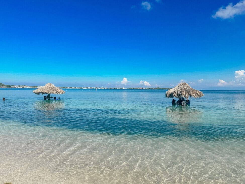 Chepes Beach - one of the top things to do in Utila